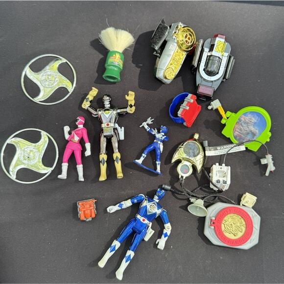Rare Vintage Lot Used Collection Power Rangers Action Figures Toys & More -T20 - Picture 1 of 7